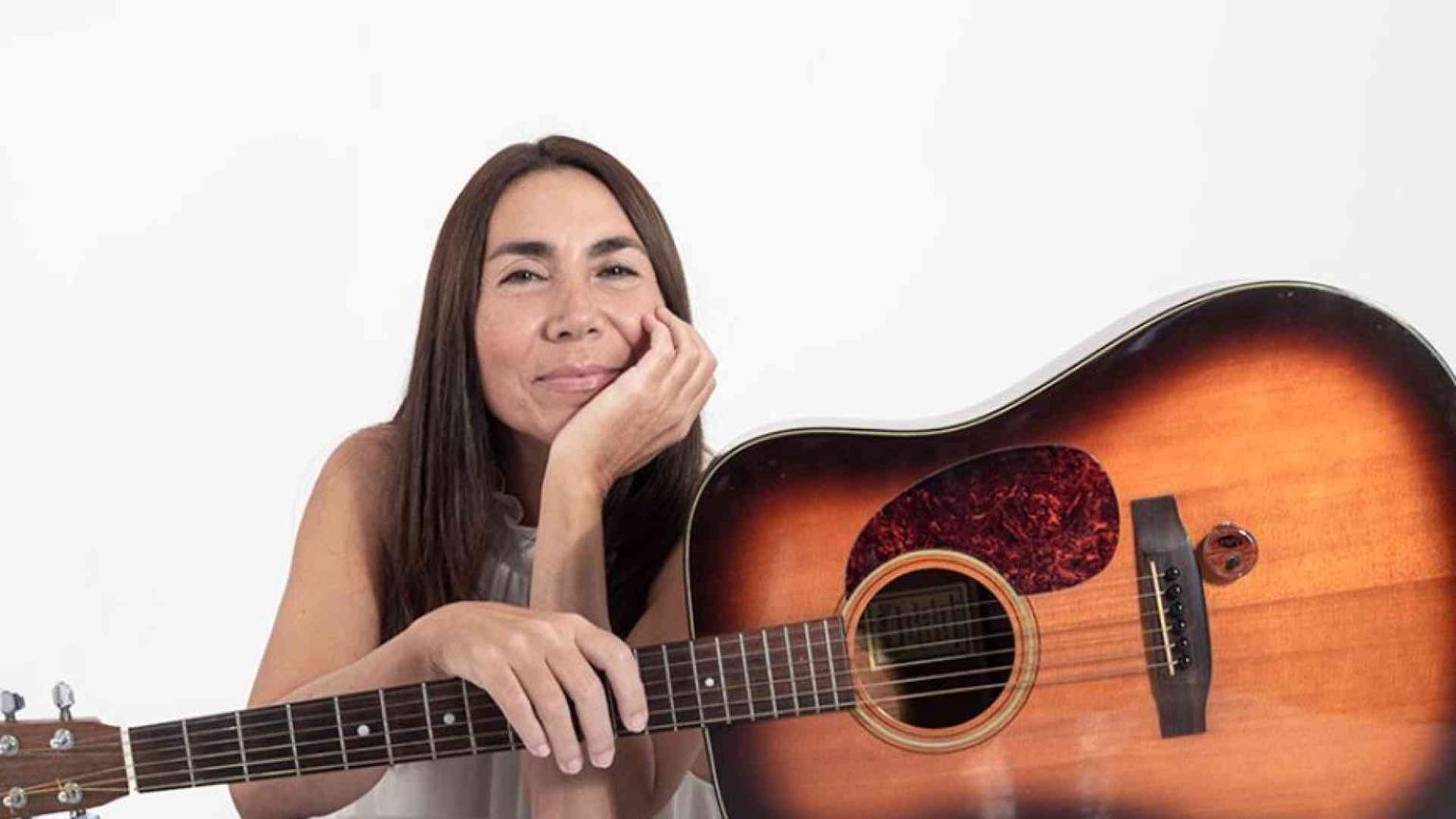 Patrizia Cirulli canta l'infinitamente visionario Francesco