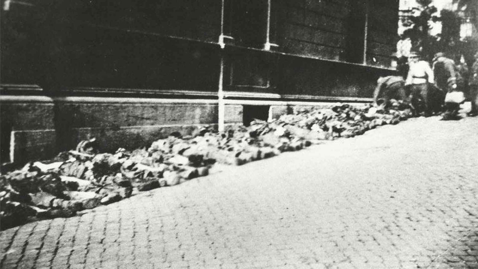 Ritanna Armeni: «Angoscia e oblio, vi racconto i giovani di via Rasella»