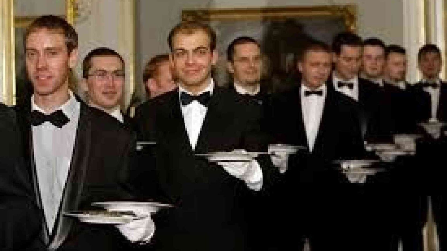 Seicento posti nella ristorazione e nell'ospitalità