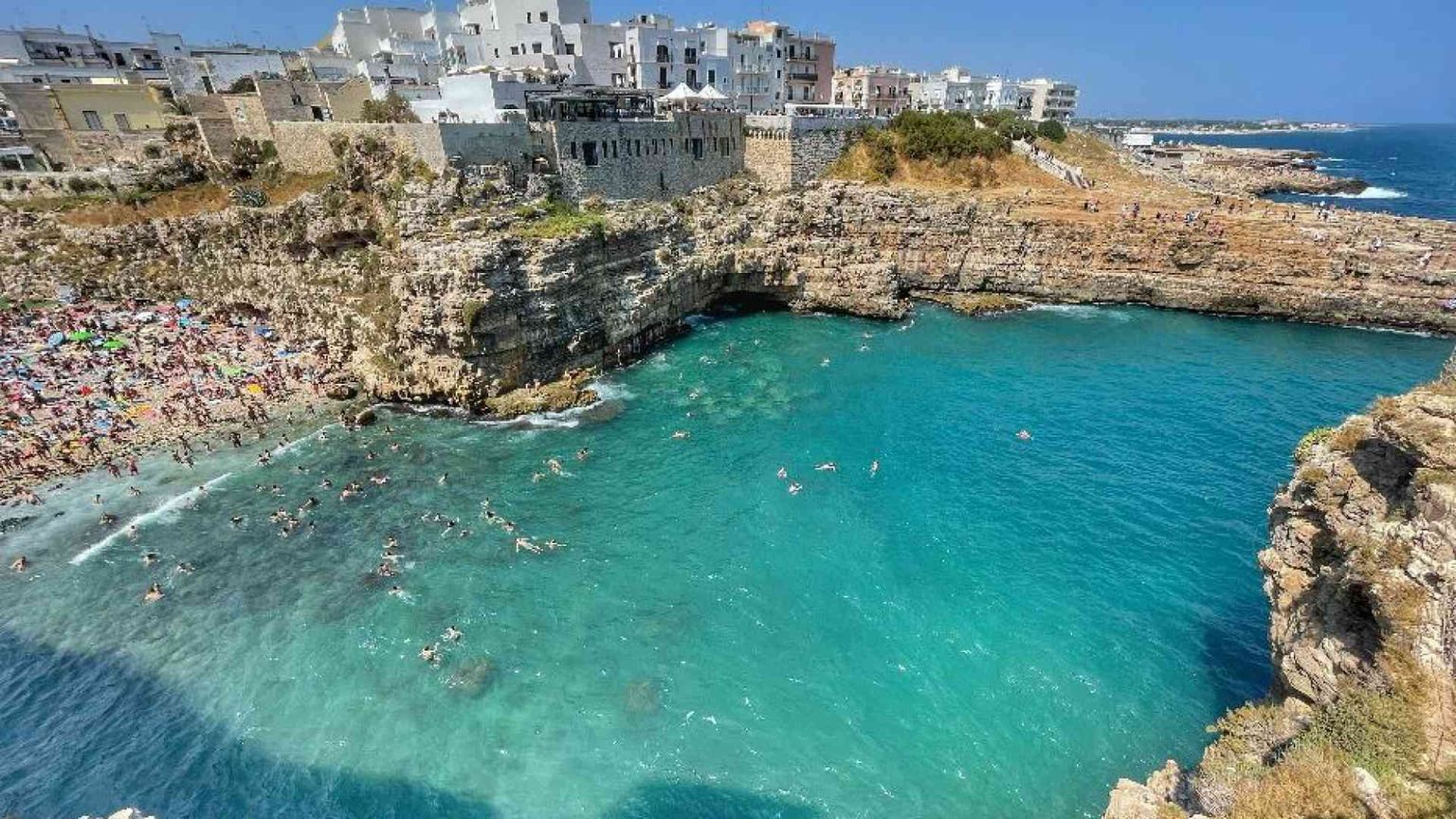 «L'iperturismo ci soffoca». I sindaci dei piccoli comuni si mettono in rete