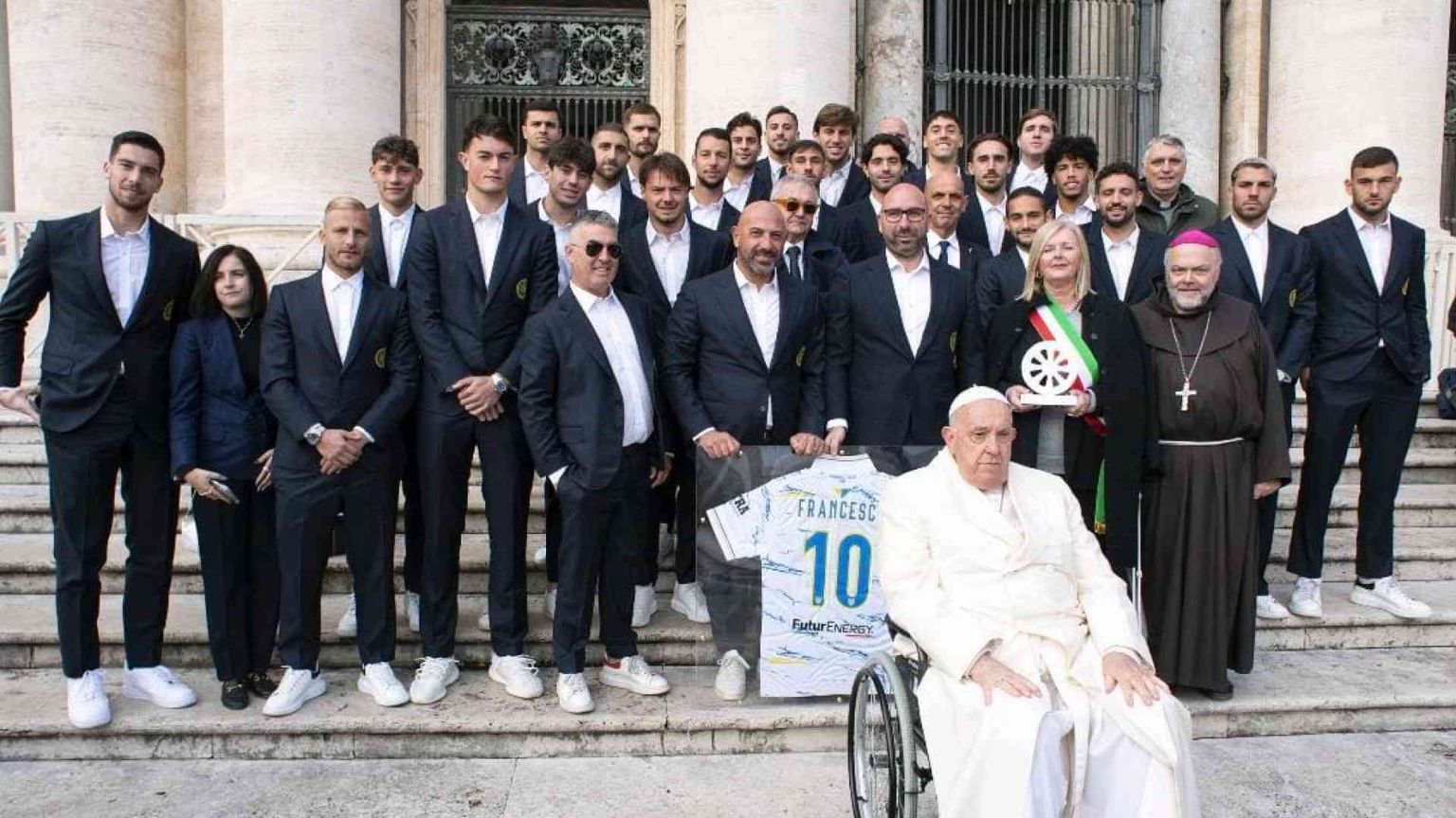 Antonio Calabro, la Bibbia spiegata in campo