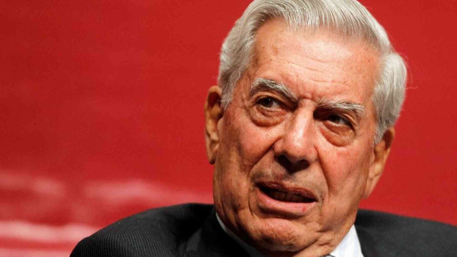 Addio a Vargas Llosa: «Dobbiamo continuare a sognare, leggere e scrivere»