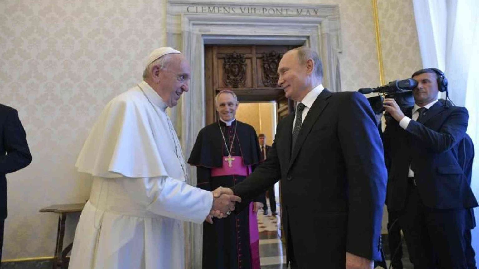 I Grandi ai funerali del Papa: prove di diplomazia. Ci sarà l’effetto Francesco?