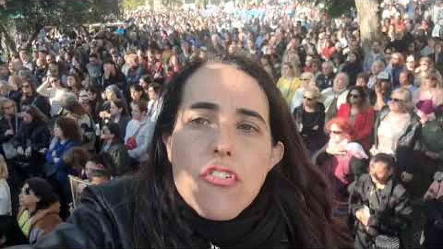 L'altro funerale a Buenos Aires: «Ora fai chiasso dal cielo, Francisco!»