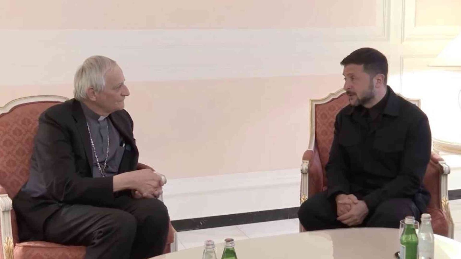 Prigionieri, bambini e pace giusta: Zelensky incontra Parolin e Zuppi