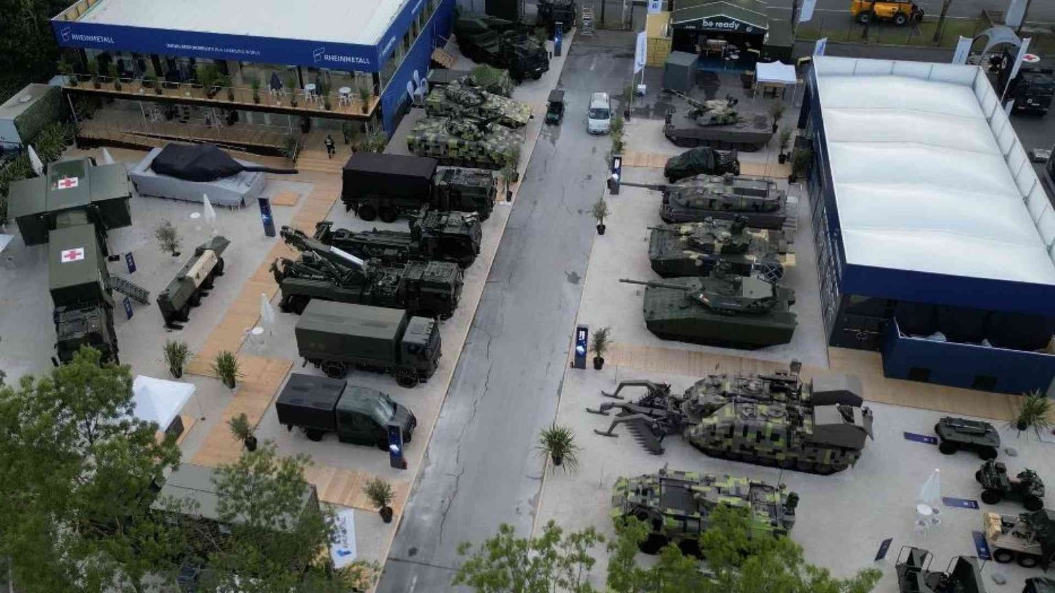 La cupa conversione dell'Europa: le fabbriche dall’auto passano alle armi