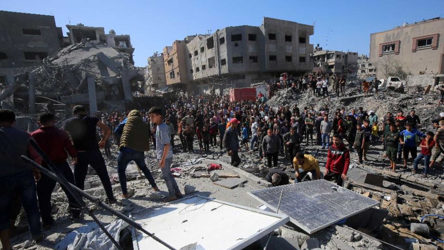 Raid su Gaza, 29 morti. Israele si prepara a rafforzare l'offensiva