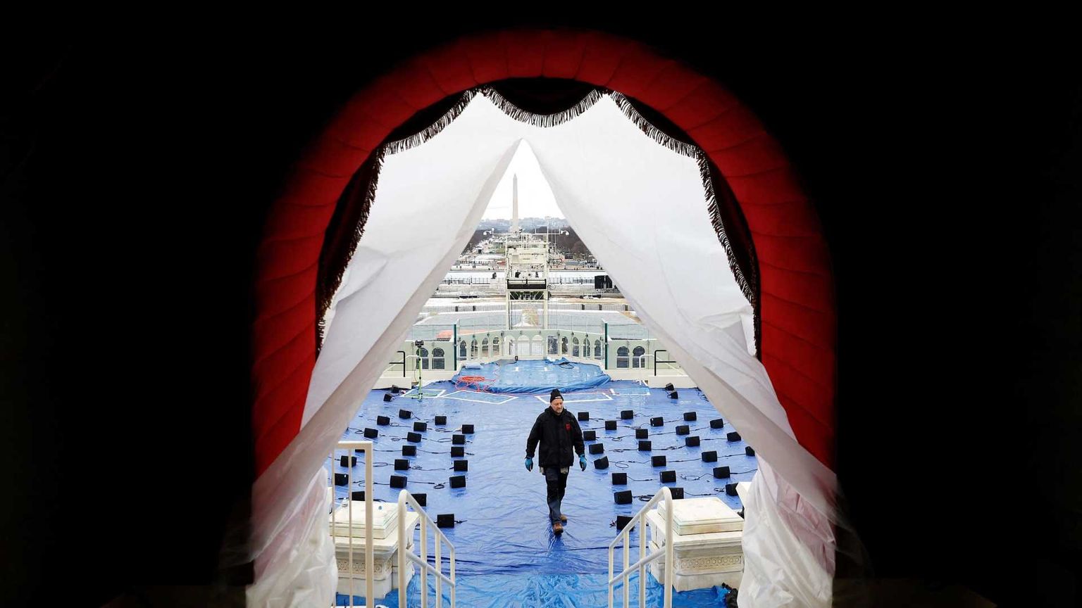 La democrazia è avvelenata. Troviamo insieme gli antidoti all'odio