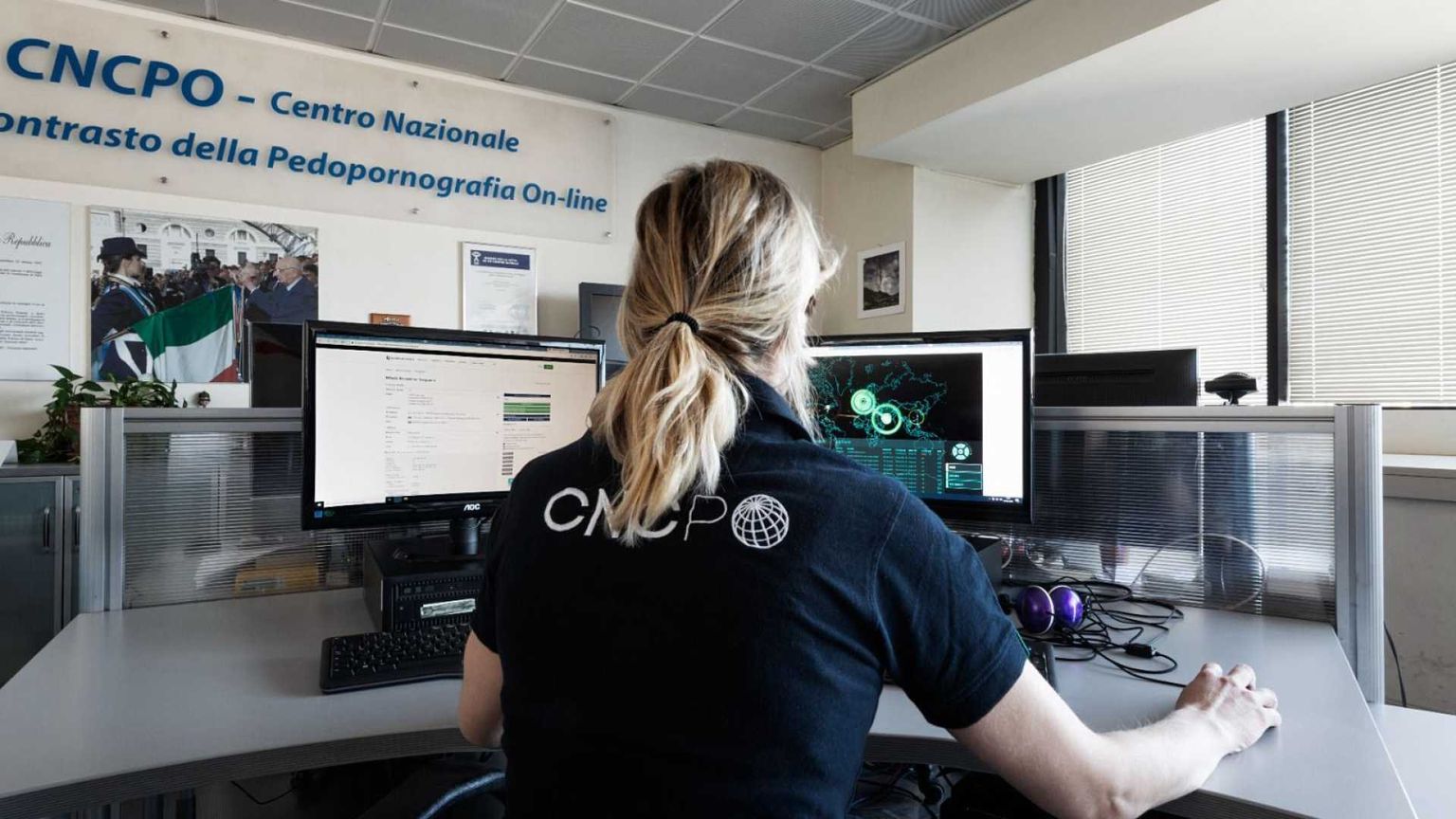 Quegli orchi che adescano minori sui social e dentro le chat dei videogames