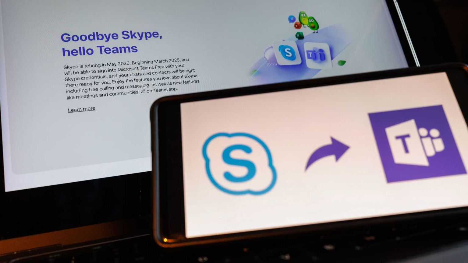 Microsoft chiude Skype: perché finisce un'epoca