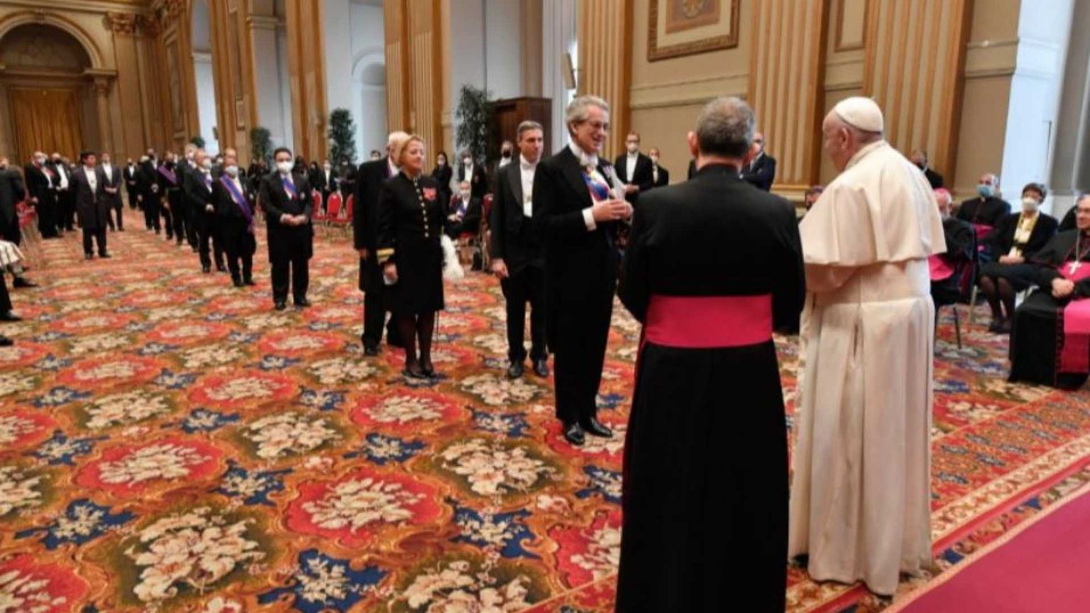 «Al mondo serve un Papa che sia padre. Ma anche diplomatico»