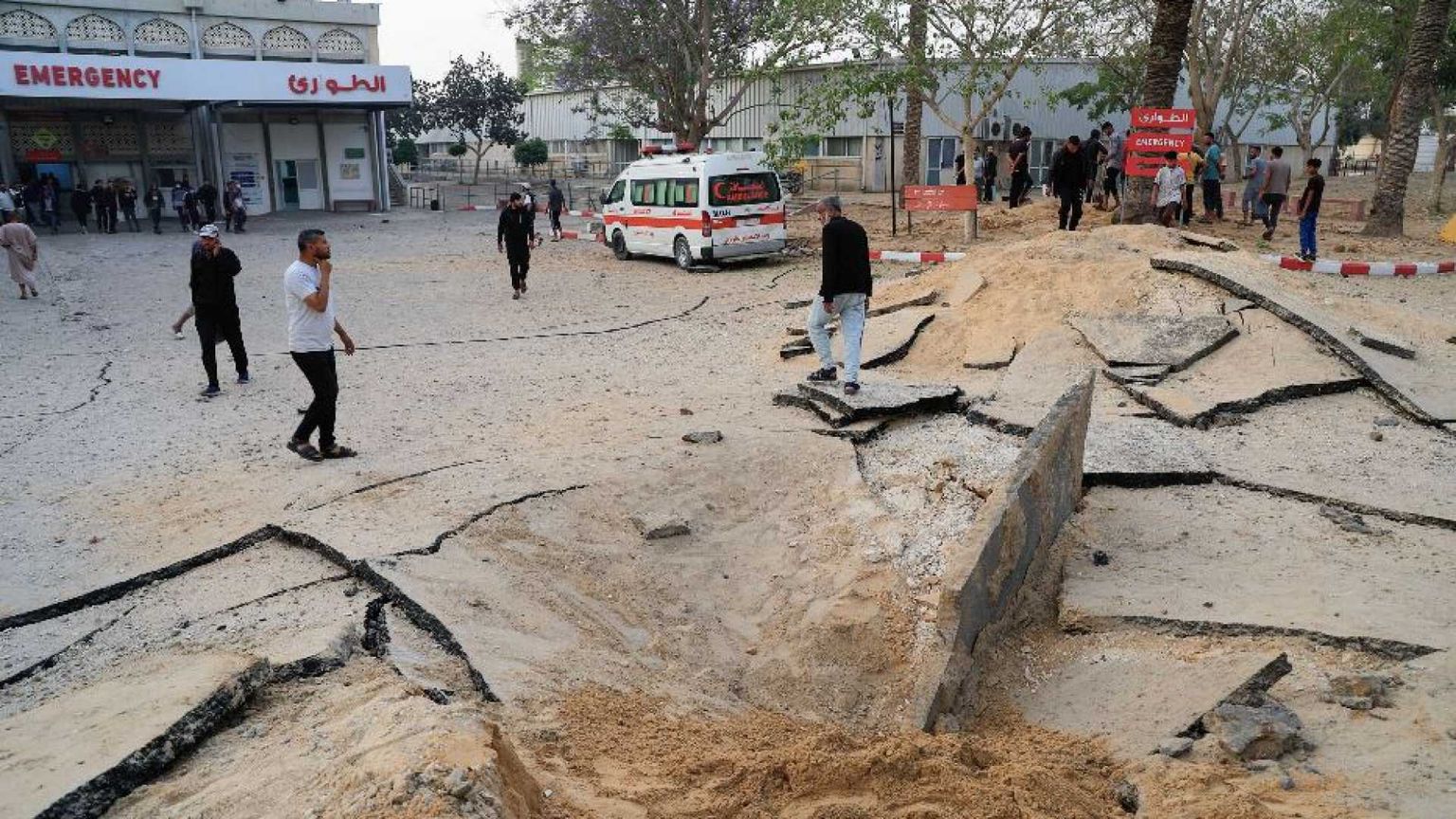 Raid israeliano sul nord, decine di vittime