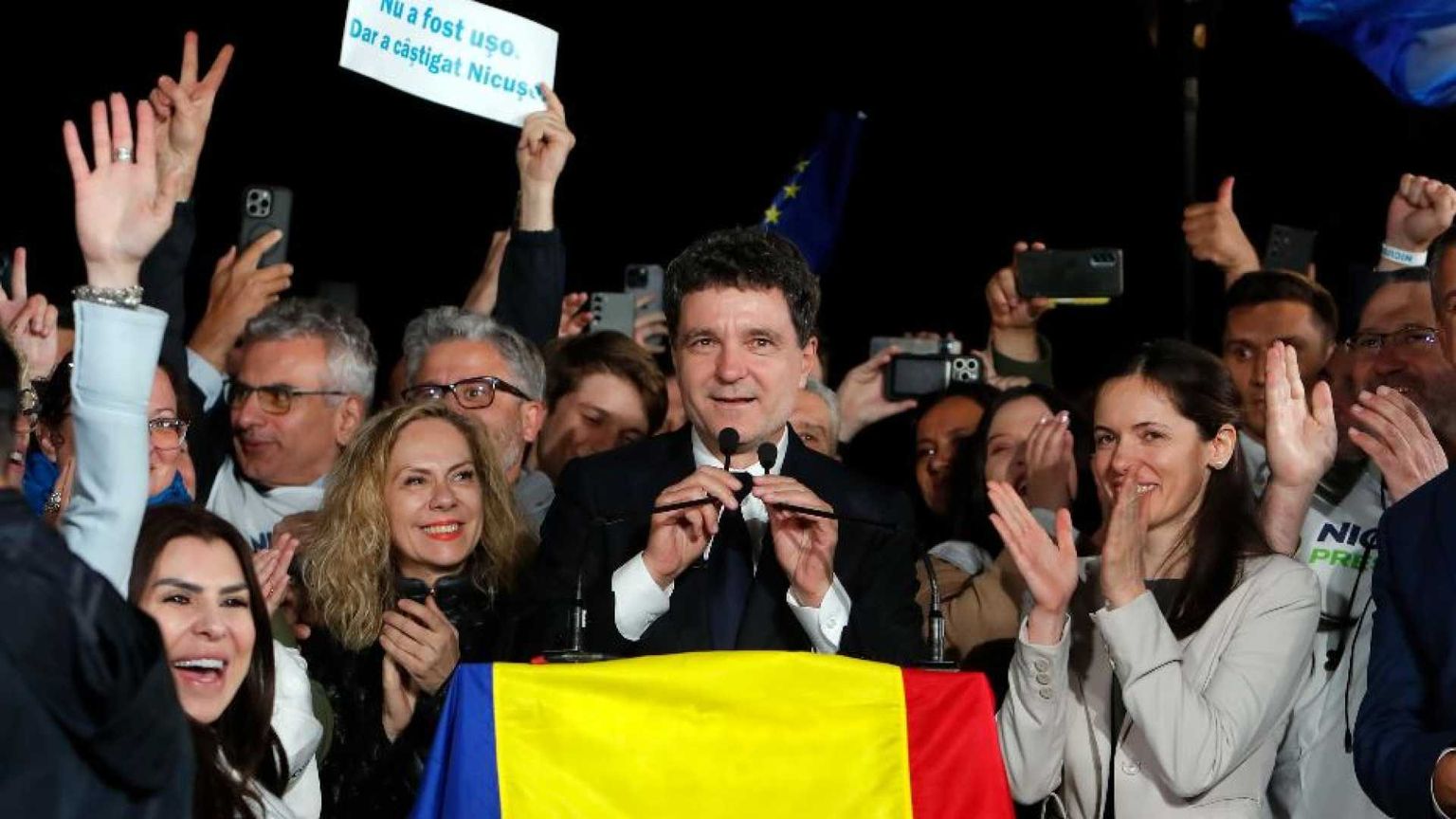In Romania vince il filo-Ue Nicusor Dan. La Polonia andrà al ballottaggio