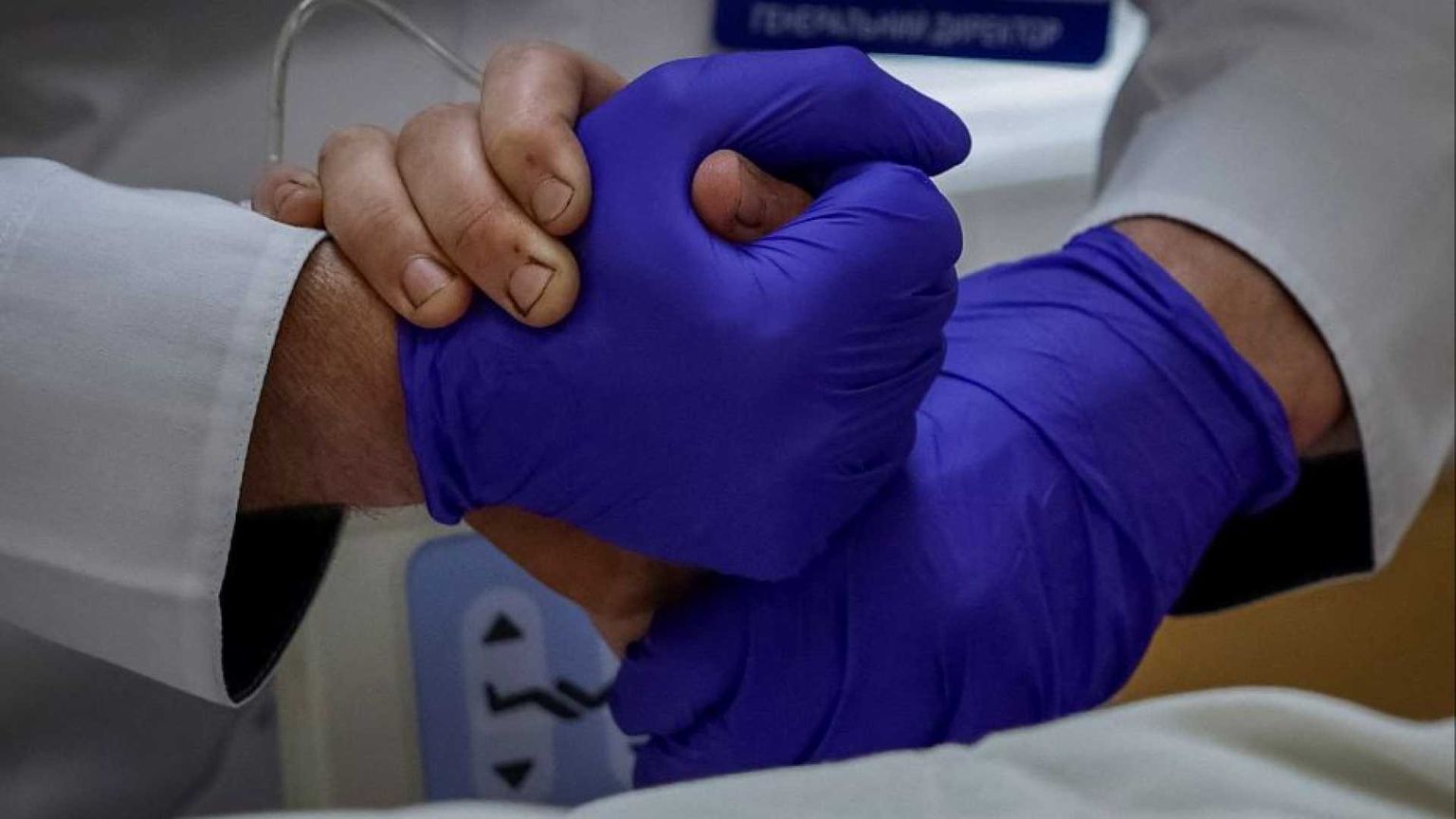 Prima le cure: la Consulta delimita i confini del suicidio assistito