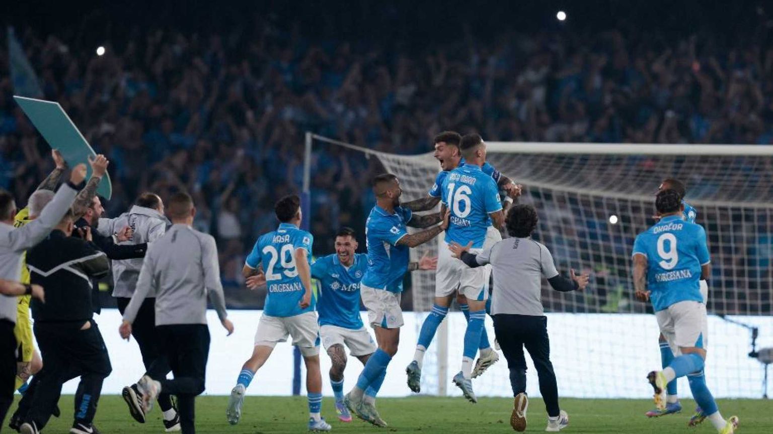 Apoteosi Napoli: è Campione d'Italia