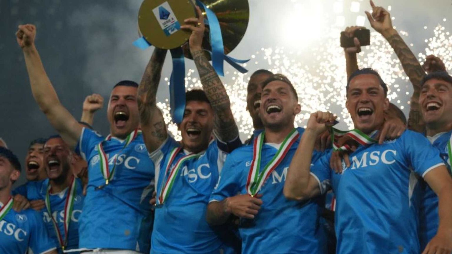 Lo scudetto del Napoli: come si è arrivati alla vittoria del “lavoro”