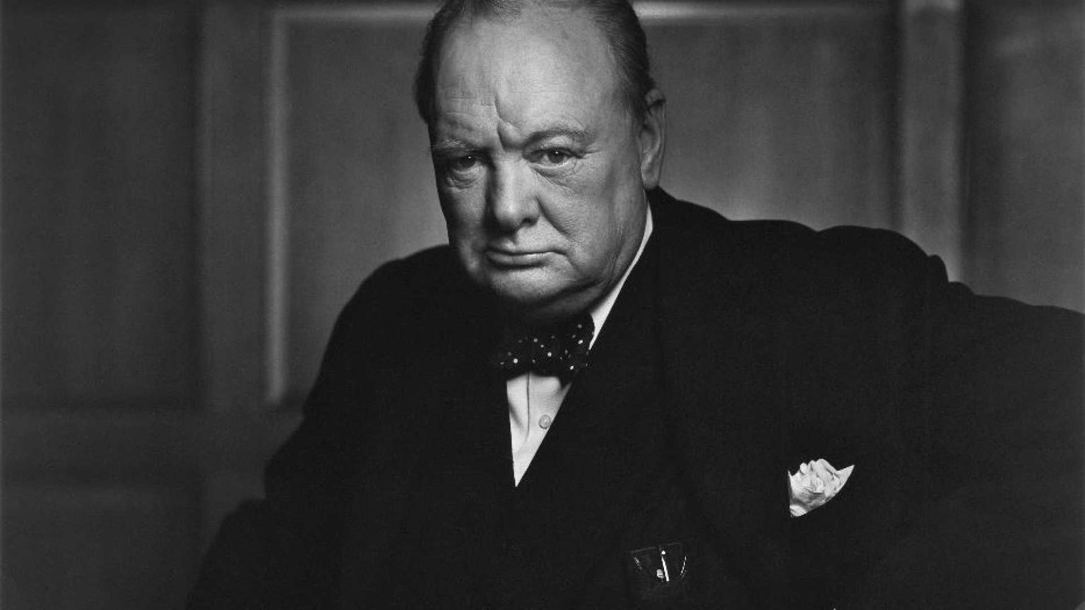 Rubò celebre foto di Churchill, condannato a due anni di carcere