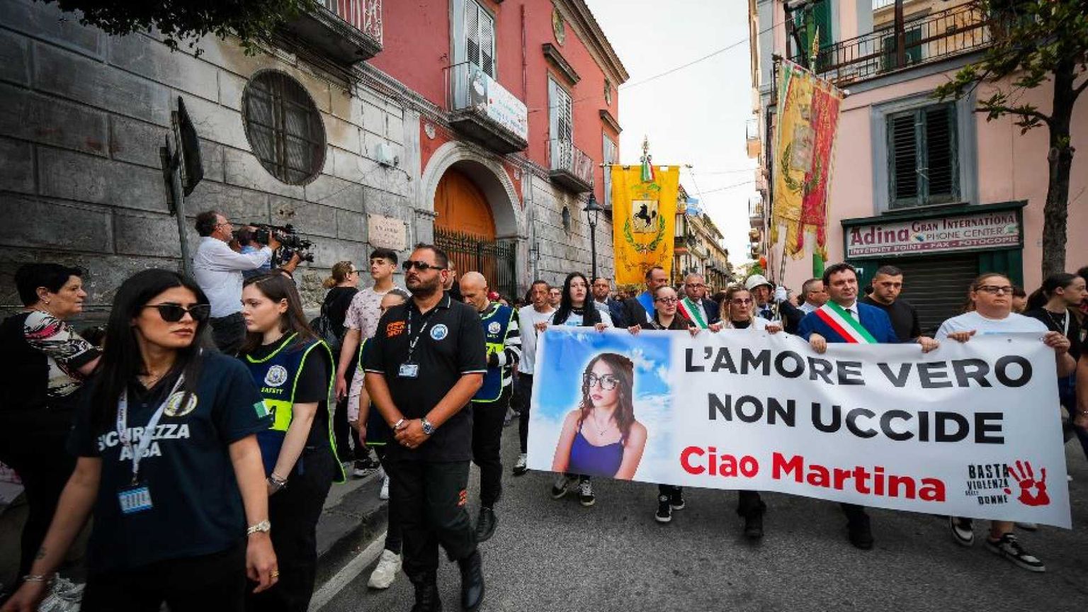 La tragedia di Martina, la rabbia di Alessio: i nostri figli non cresciuti