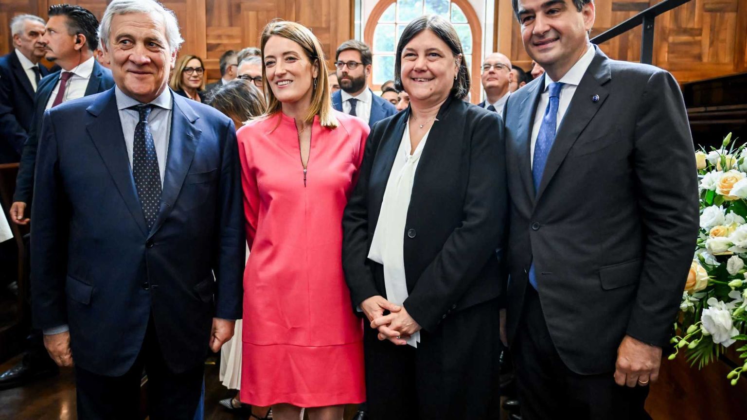 Gli studenti incalzano i politici: «Perché aumentate le spese militari?»