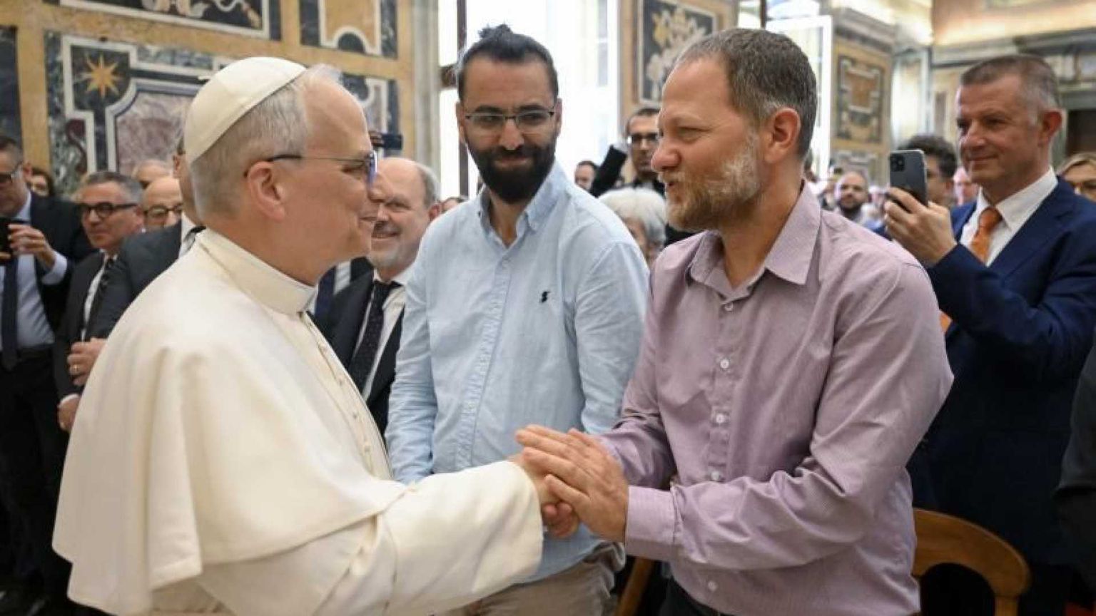 Il Papa: la nonviolenza sia stile di vita. Costruiamo istituzioni di pace