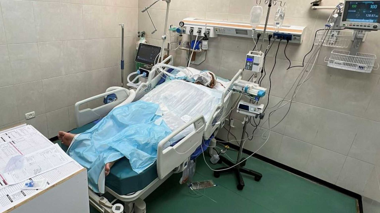 Sarà curato in Italia Adam, unico sopravvissuto di 10 fratellini