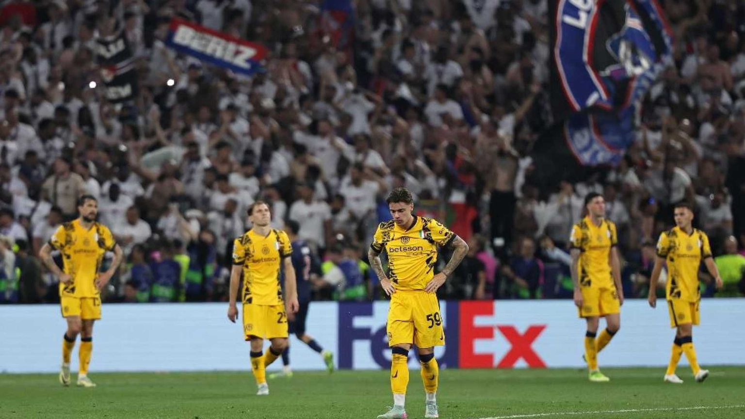 Trionfo Paris. Inter umiliata