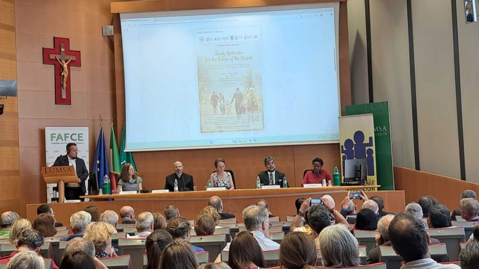 Famiglia e società, perché la Chiesa deve ripartire da qui