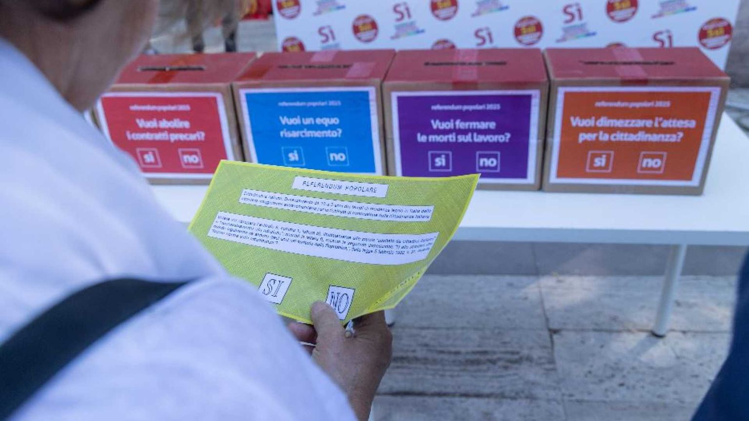 Tutto pronto per il referendum: che campagna è stata e come si è chiusa