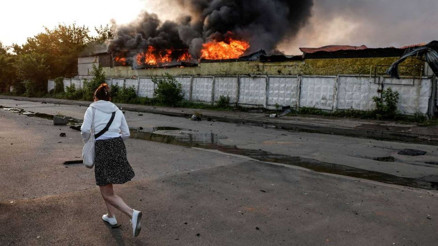 Missili e droni russi contro Kiev e Odessa: la tregua è lontana