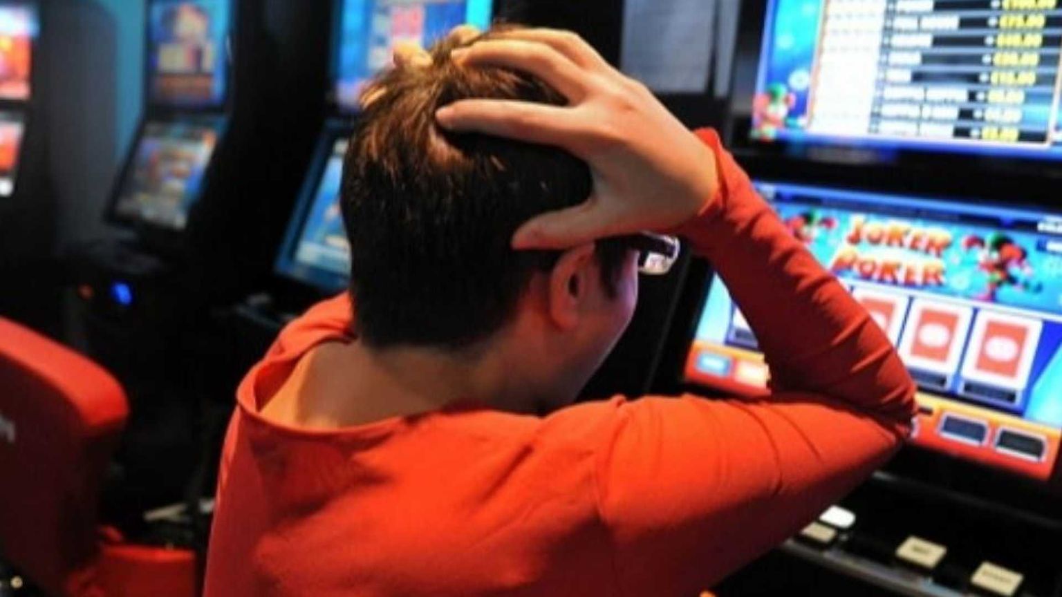 Don Zappolini: "In Italia un milione e mezzo di ludopatici"