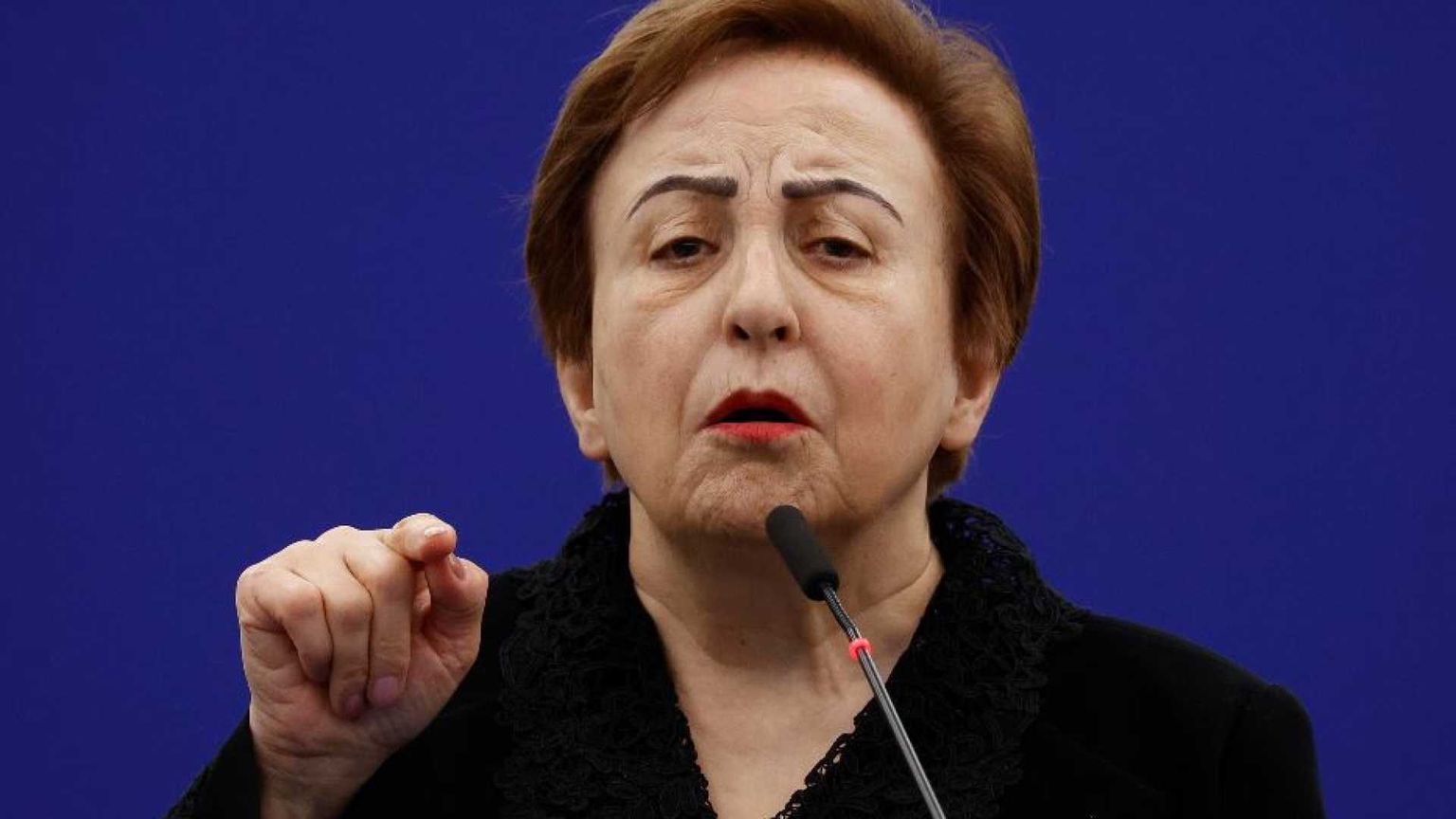 La Nobel Ebadi: «Solo gli iraniani possono decidere il loro destino»