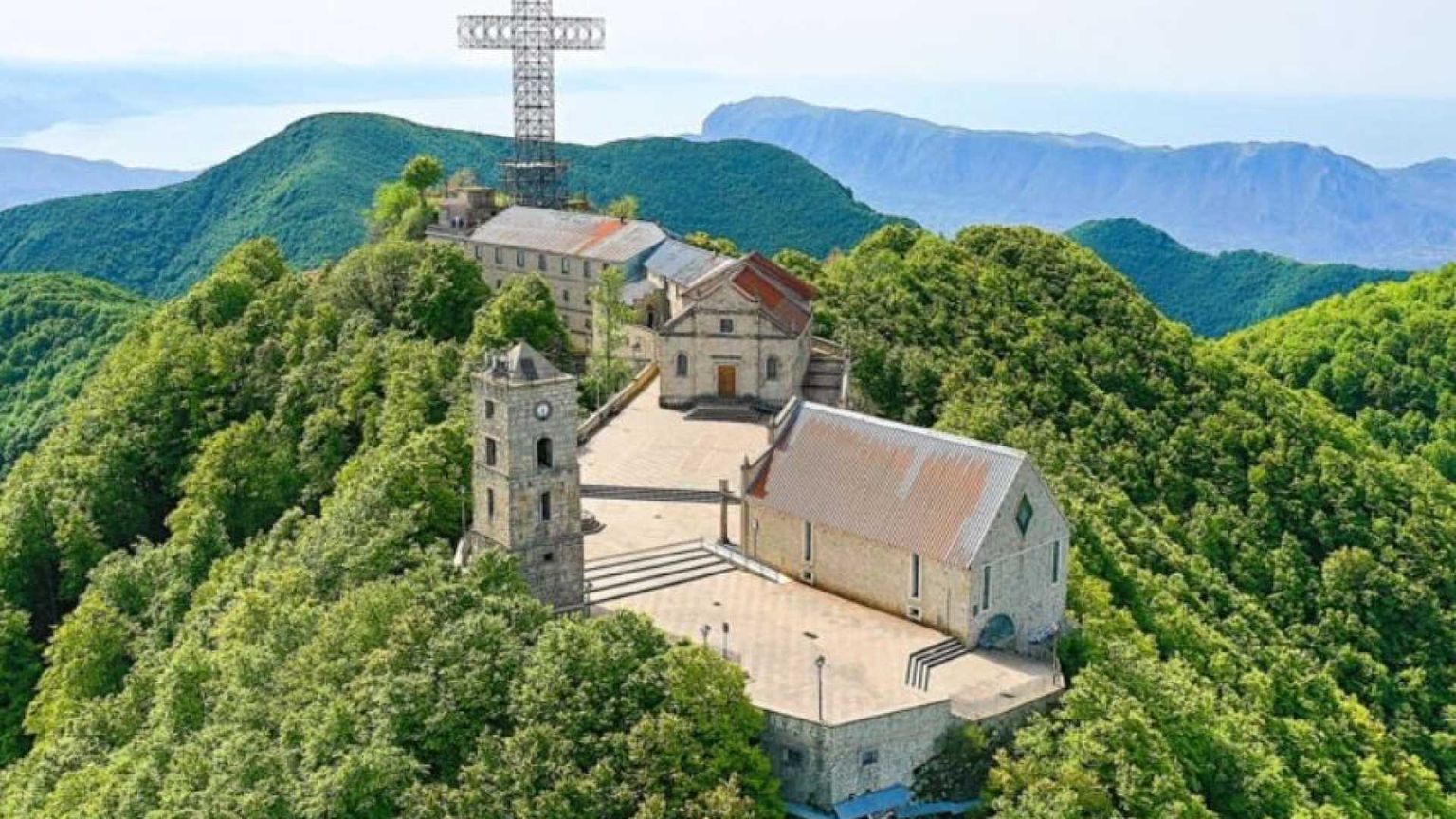 Novi Velia, il Sacro Monte il santuario del cuore di Acutis