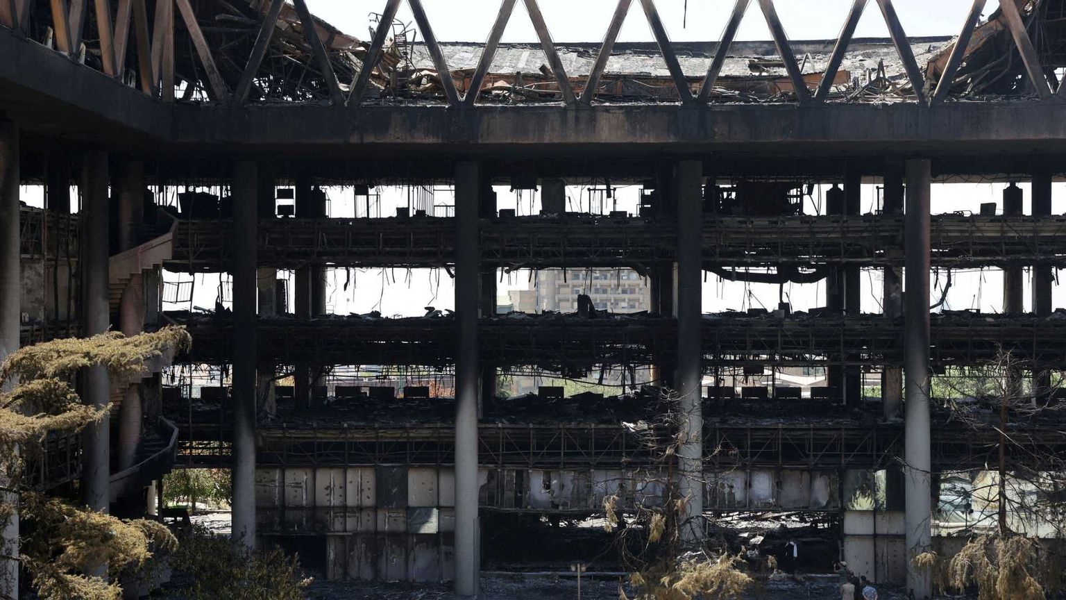 Trump ora non chiude la porta: «Contatti diretti con l'Iran»