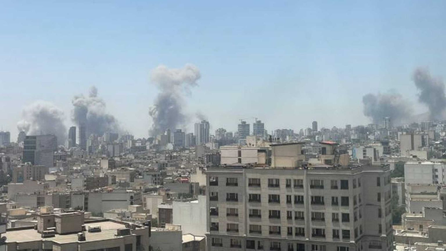 La risposta di Teheran ai raid Usa. Poi Trump annuncia il cessate il fuoco