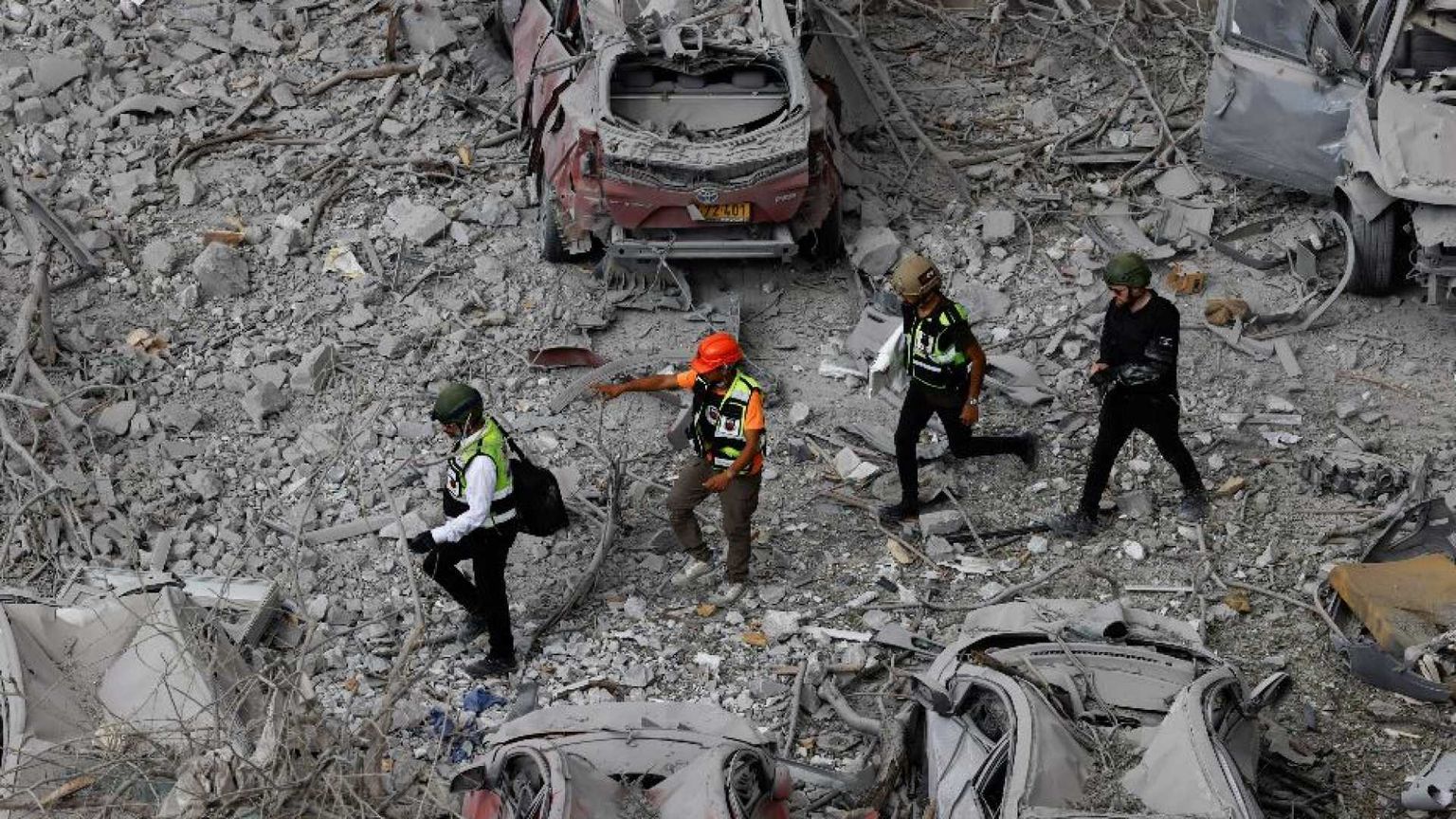 Trump impone le tregua. Teheran: già ripreso il programma nucleare