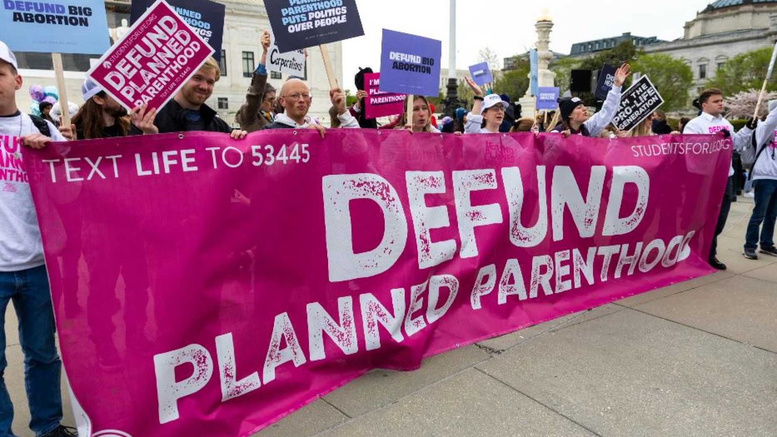 La Corte Suprema ha tagliato i fondi agli abortisti di Planned Parenthood