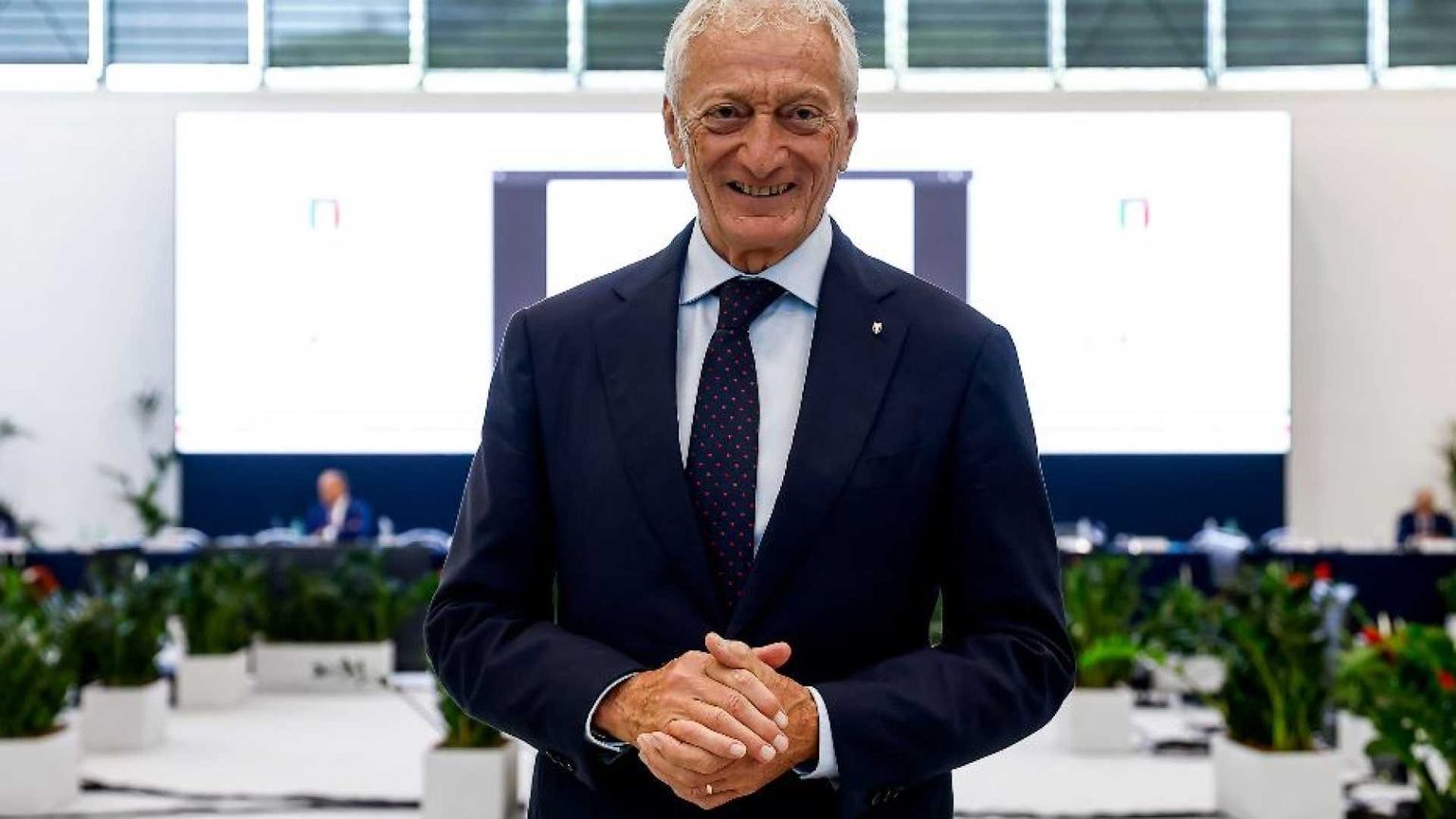 Chi è Luciano Buonfiglio, il nuovo presidente del Coni (che è stato un canoista)