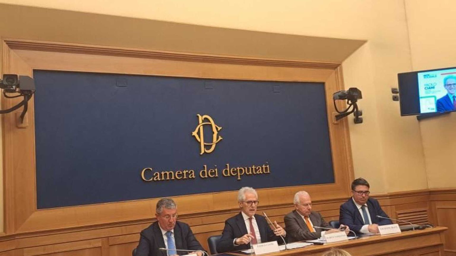 Nasce la Rete civica e solidale: al centro c'è il "no" alla guerra