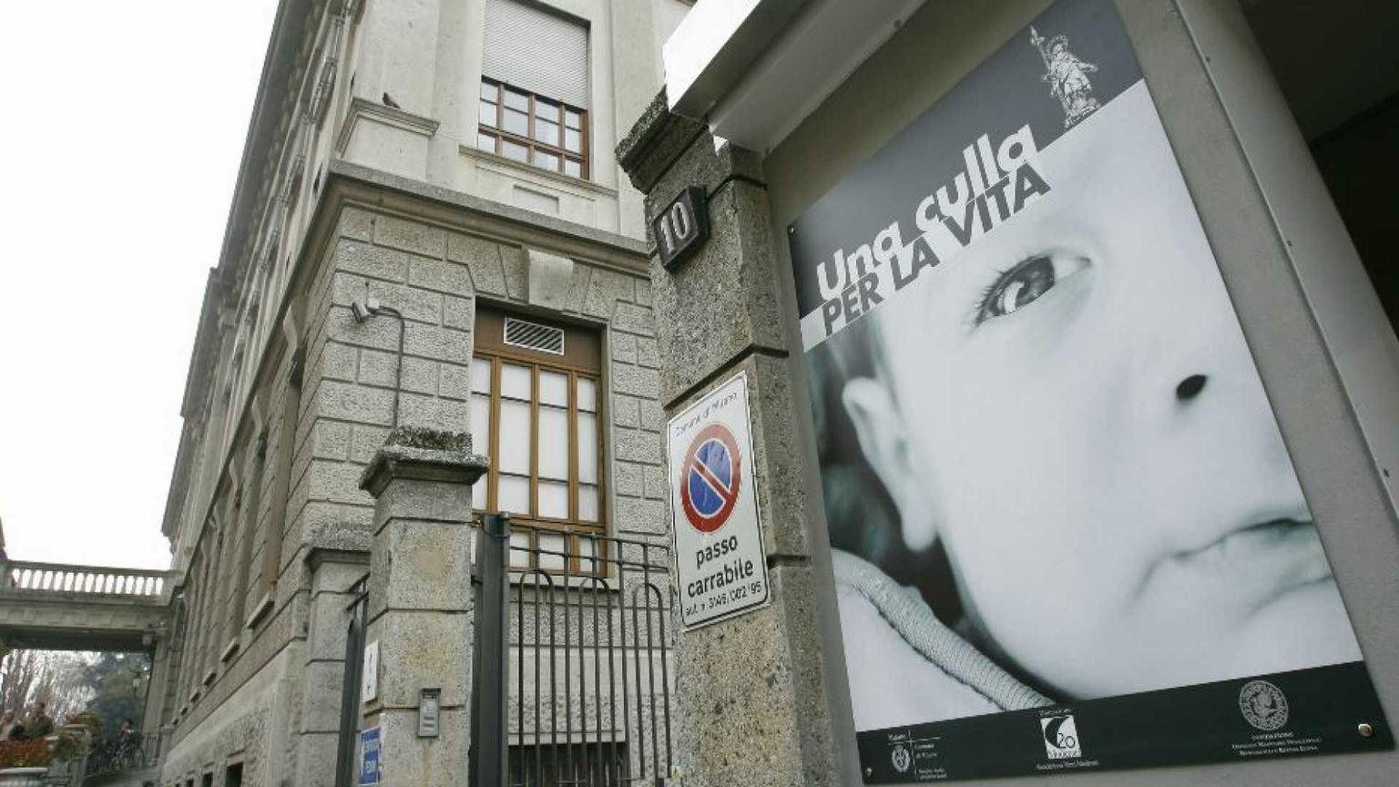 Una “culla per la vita” in ogni ospedale: quante adesioni alla proposta