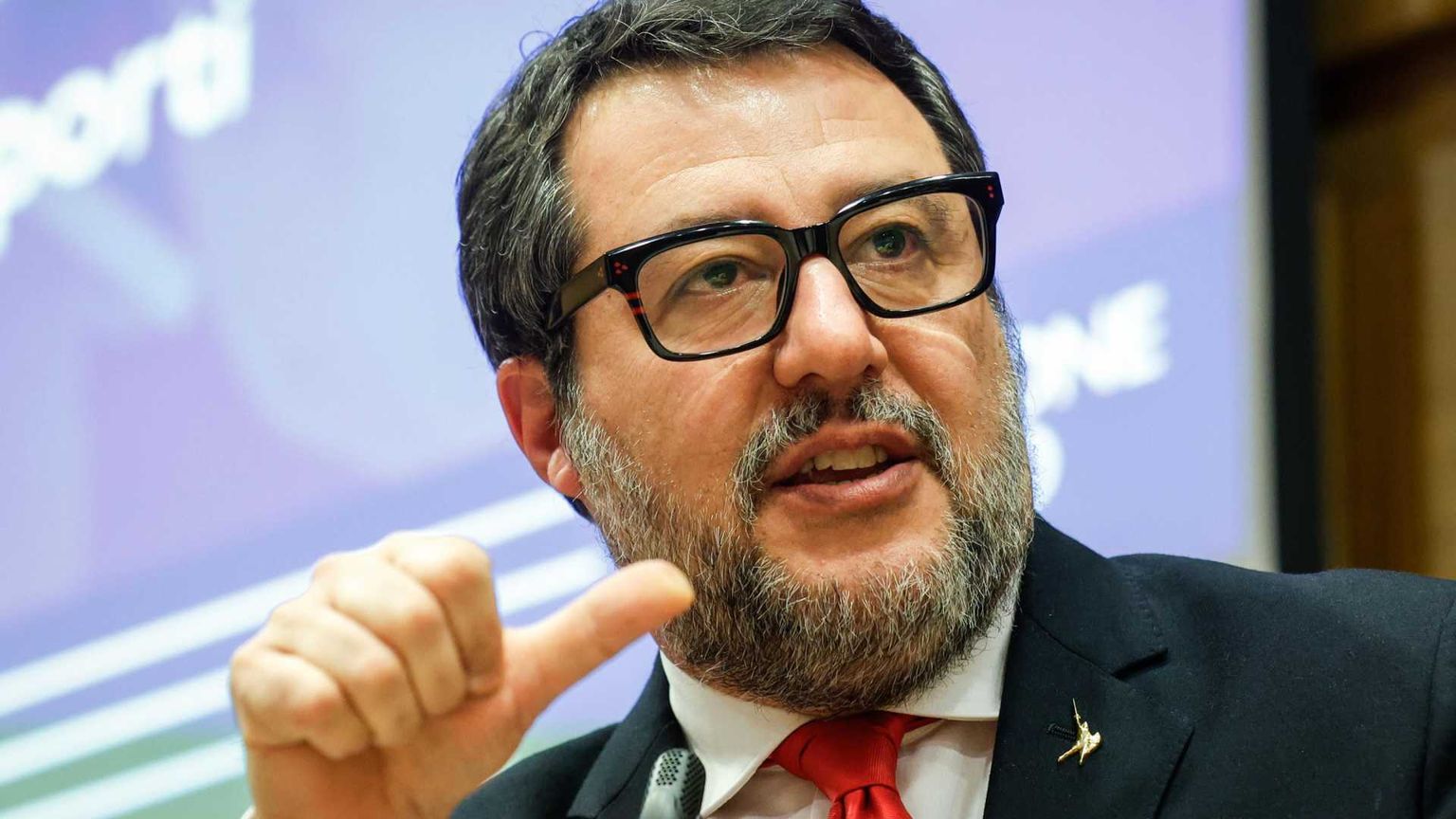 Salvini via libera all'alcolock, ecco come funziona