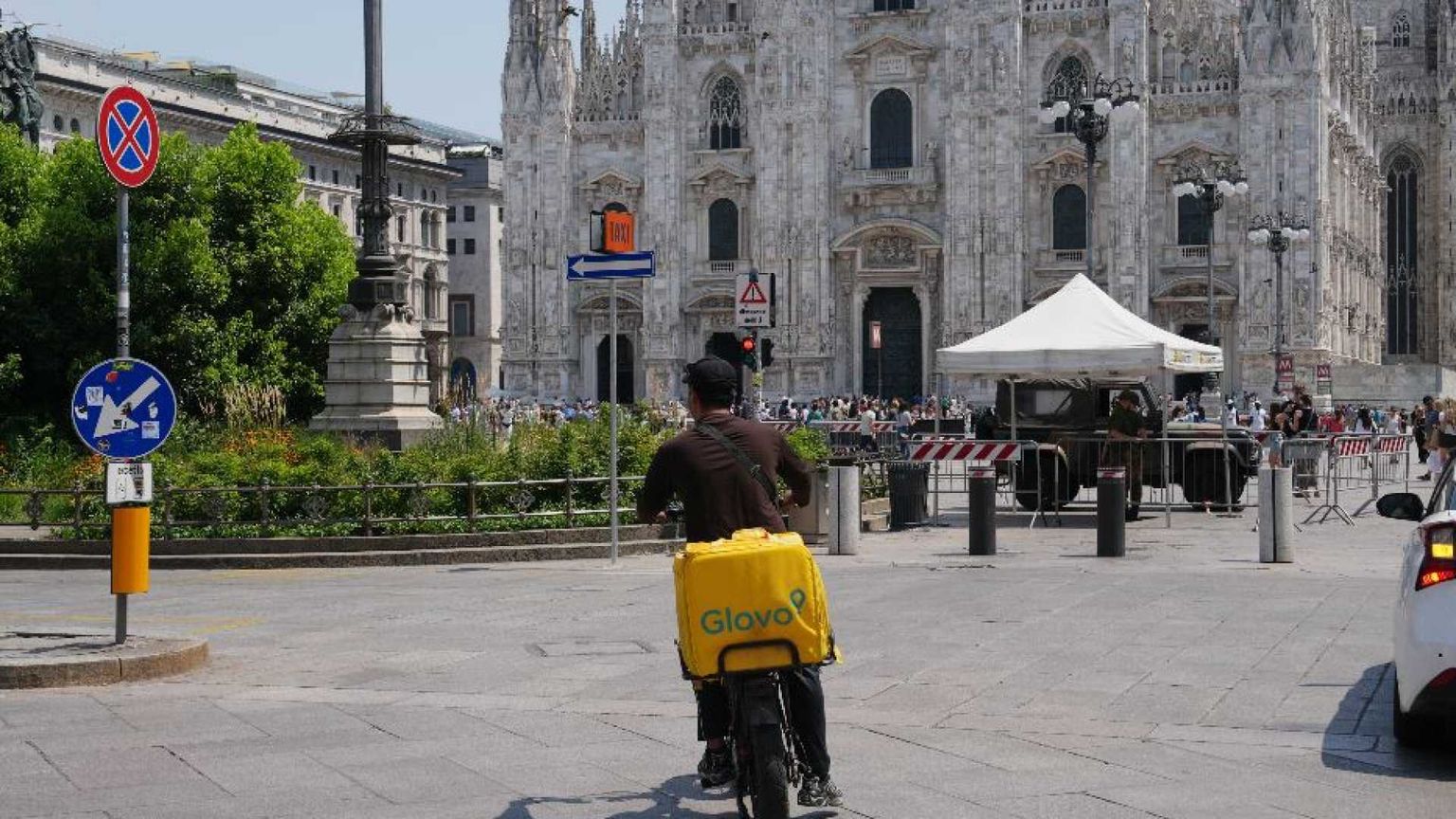 Per tutelarli, zero tutele. Ai rider oltre al danno anche la beffa