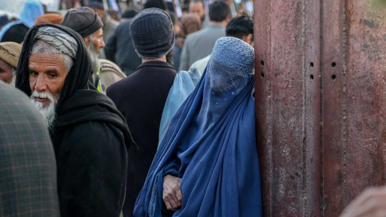 La Corte Penale internazionale dà la caccia ai leader taleban