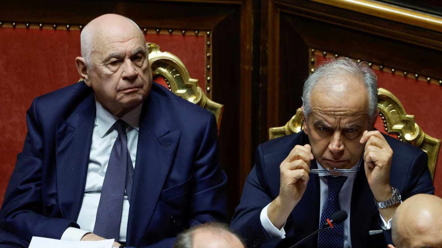 Il Governo vedrà le carte. E s’indaga per diffusione di atti secretati