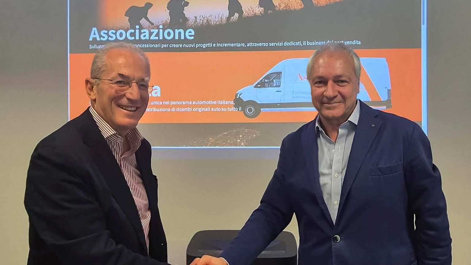Roberto Scarabel confermato presidente di AsConAuto