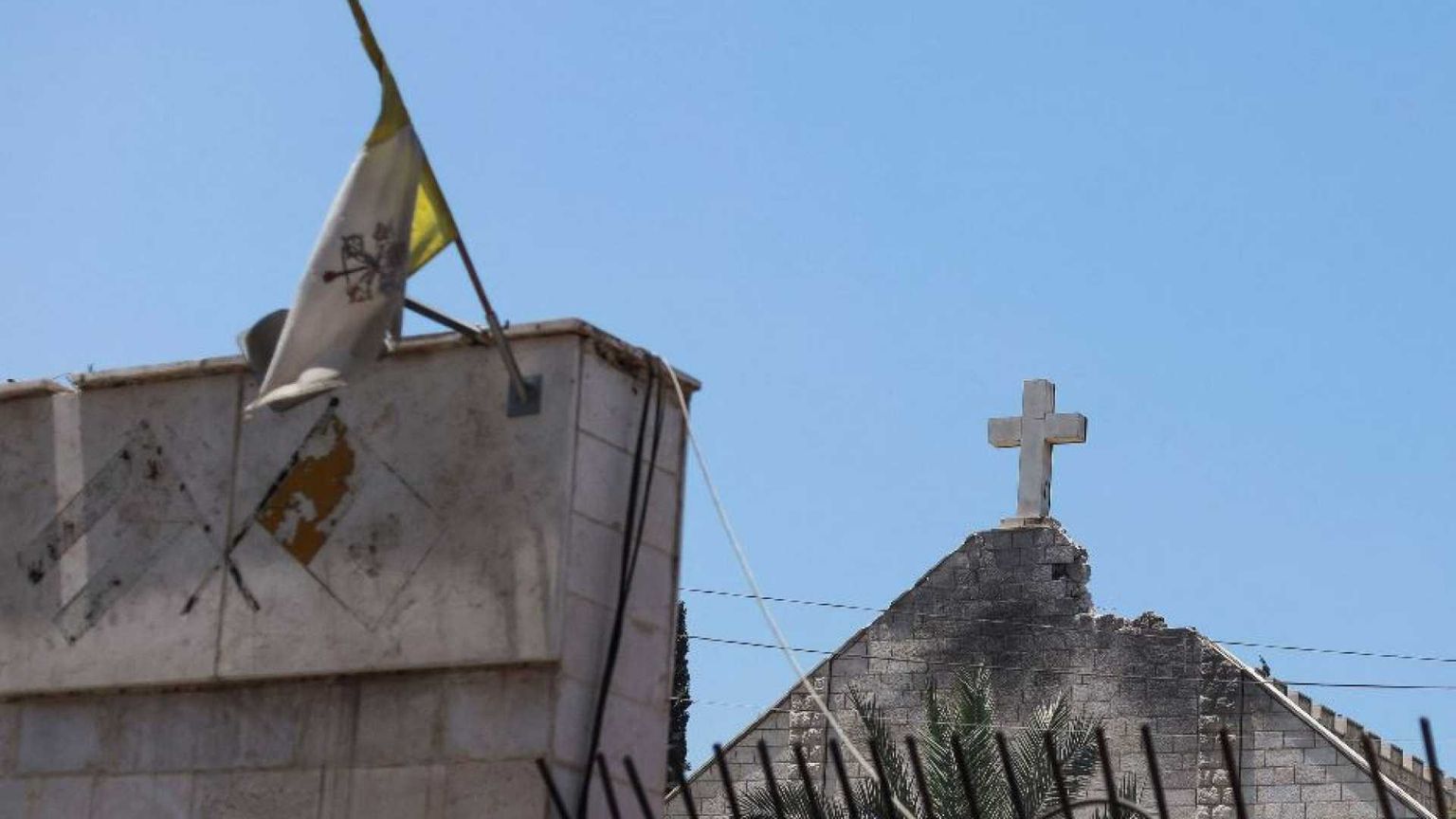 Israele ha già chiuso l'inchiesta sulla chiesa di Gaza: «Un incidente»