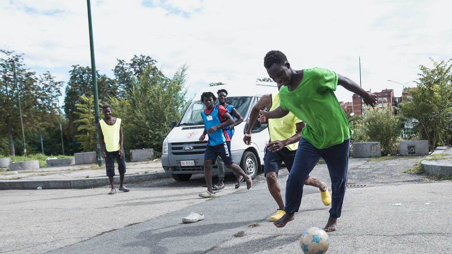 Leone XIV: migranti e rifugiati possono diventare missionari di speranza