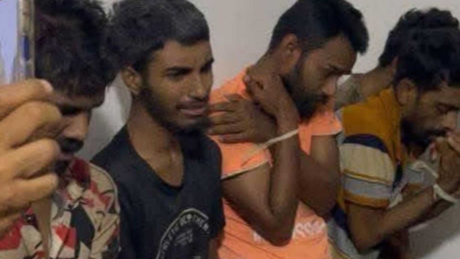 Torture e stupri nei campi libici: parlano le vittime di Almasri