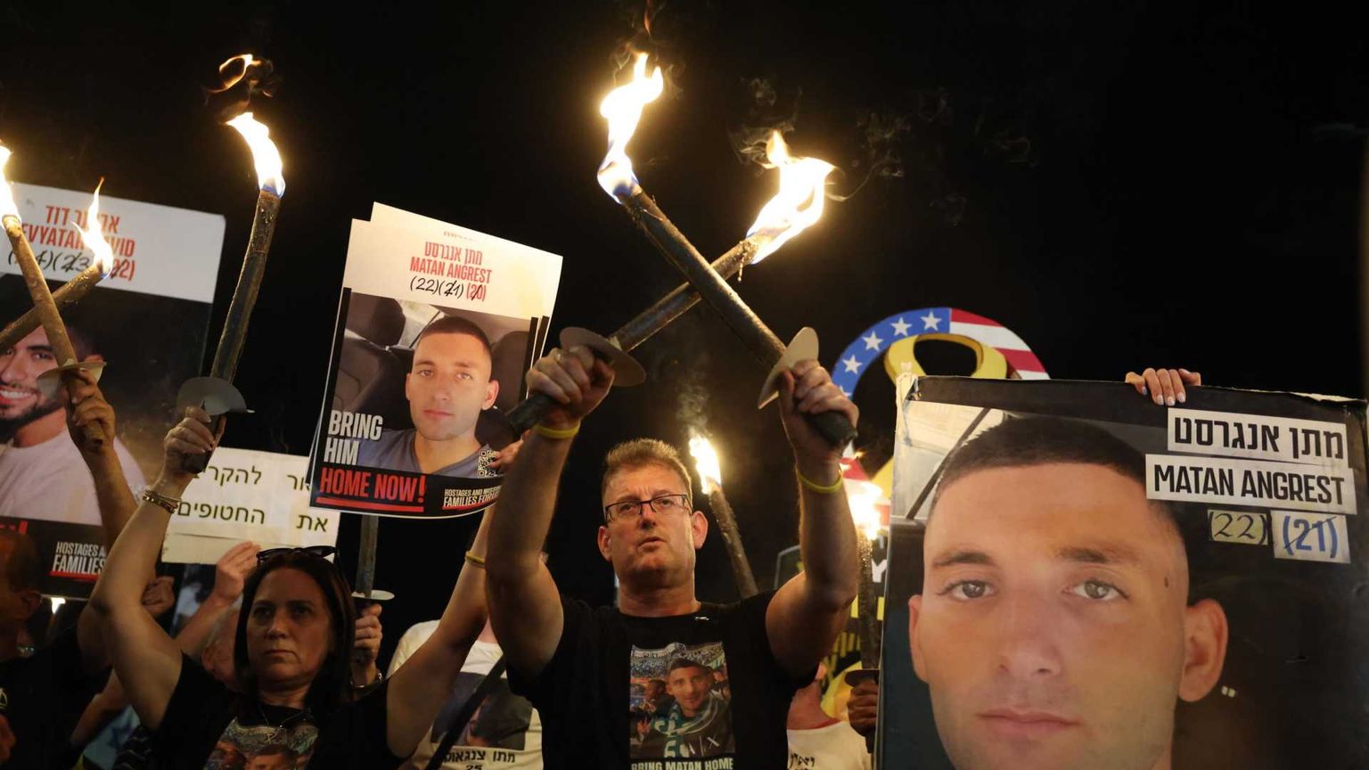 In piazza coi familiari degli ostaggi. Ma la mobilitazione si è indebolita