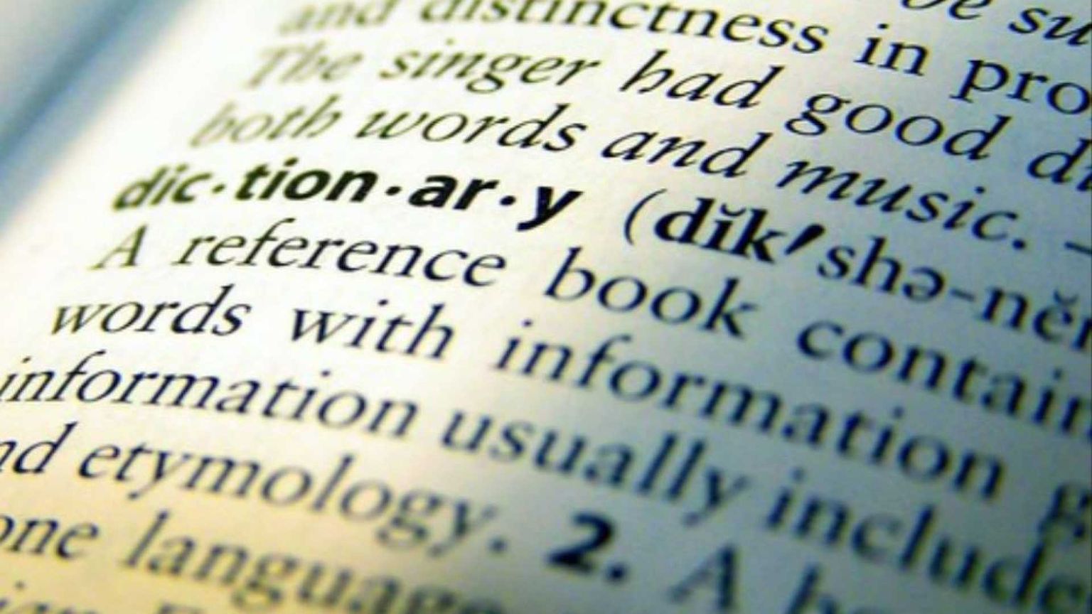 “Skibidi” e le altre: i meme ora diventano parole sul Cambridge Dictionary