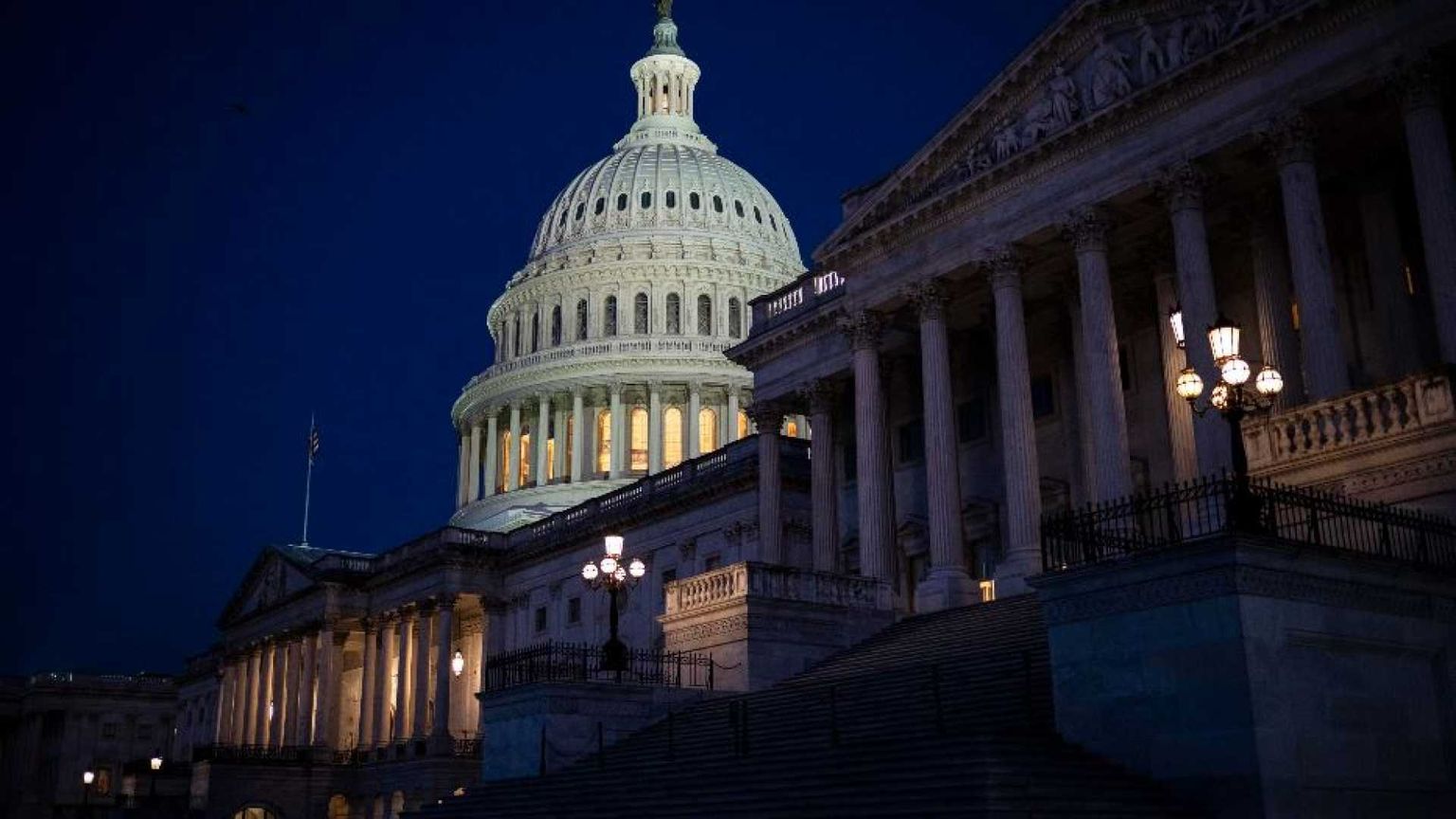 Trump contro Obama nella guerra dei seggi elettorali “oversize”